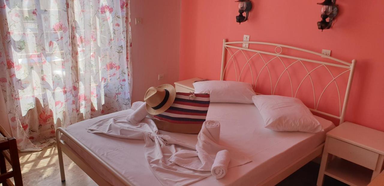 Ilios Apartments Poros Town ภายนอก รูปภาพ