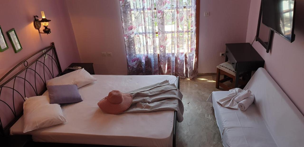 Ilios Apartments Poros Town ภายนอก รูปภาพ