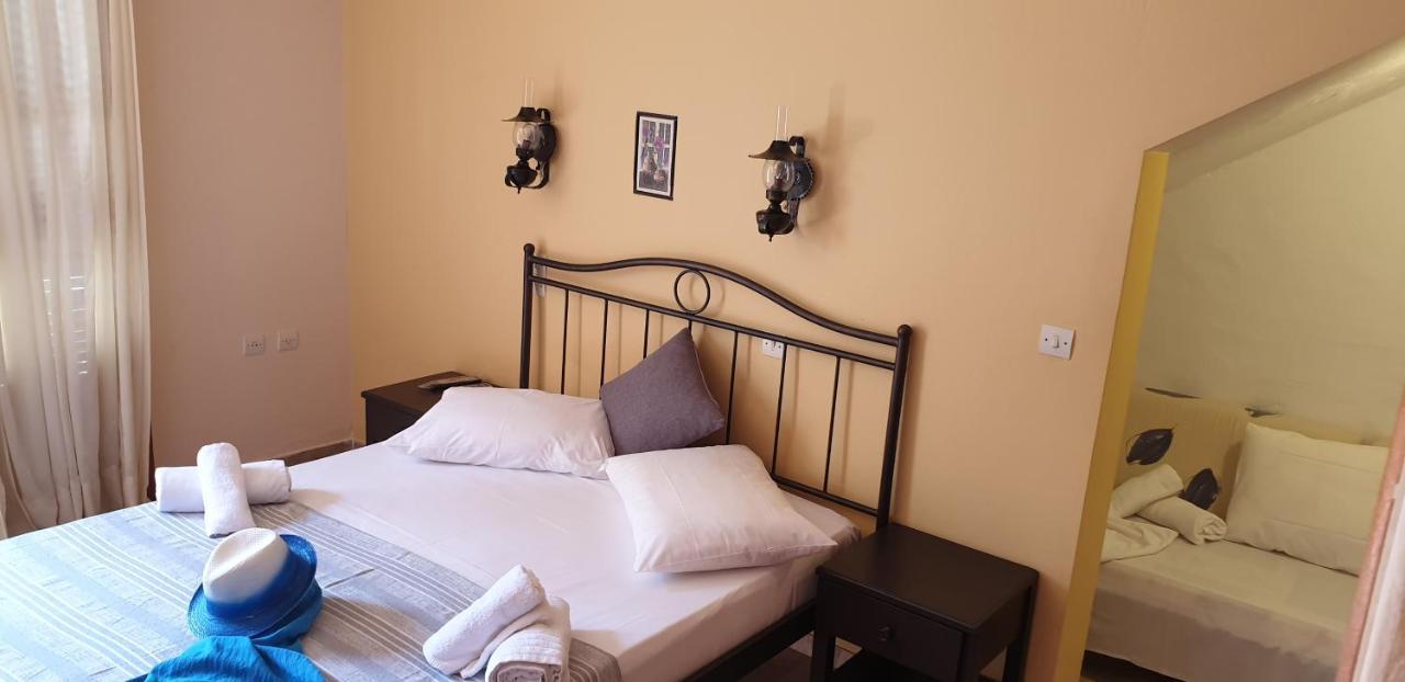 Ilios Apartments Poros Town ภายนอก รูปภาพ