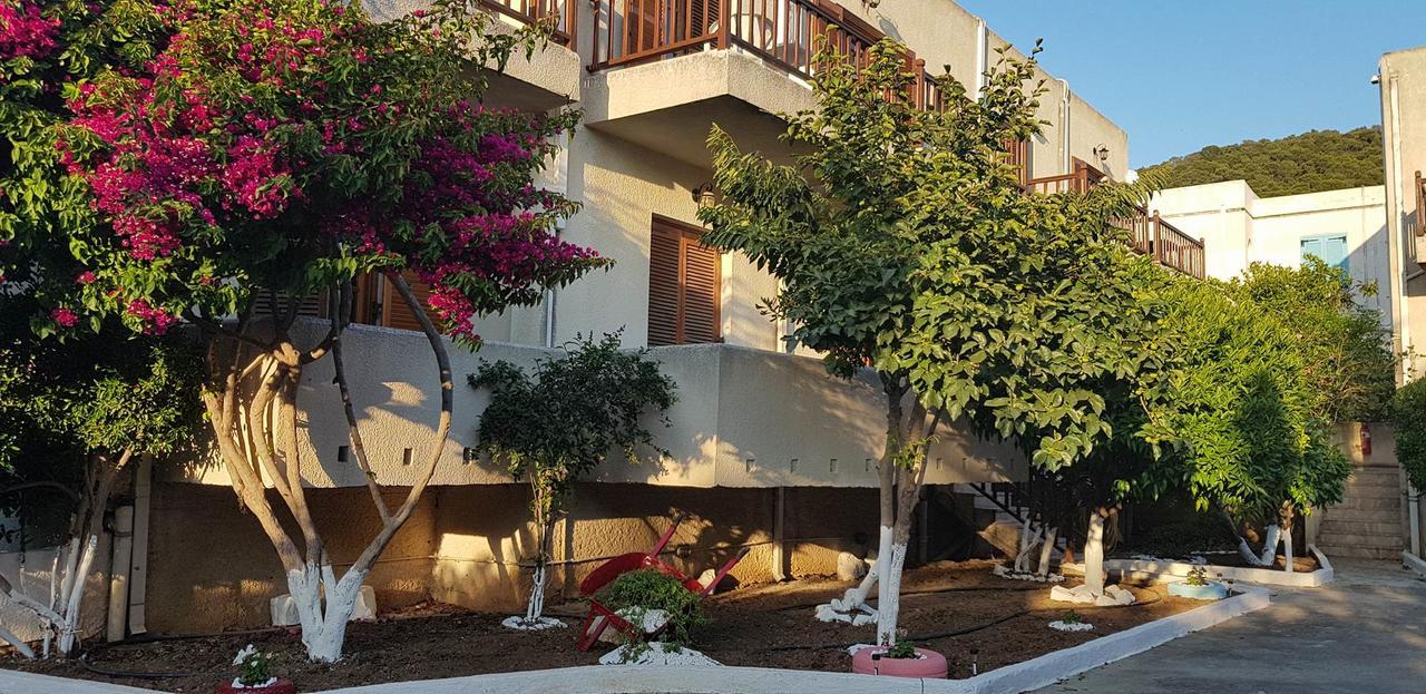 Ilios Apartments Poros Town ภายนอก รูปภาพ